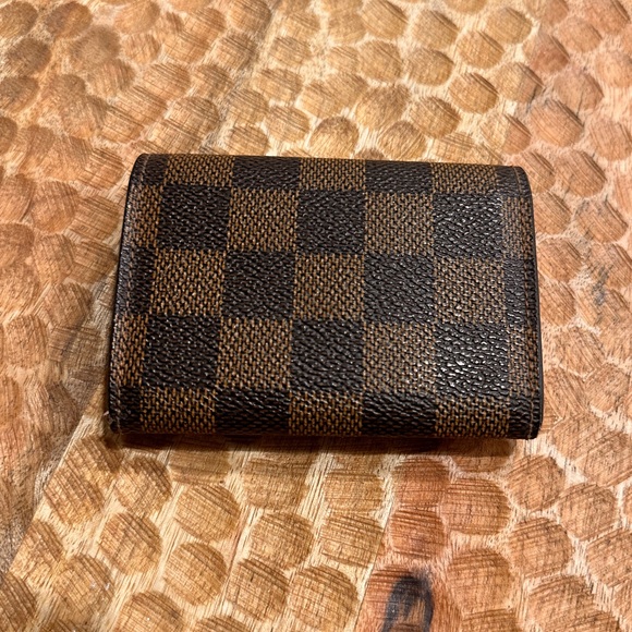 Louis Vuitton Monogram Porte Monnaie Wallet - Picture 7 of 7